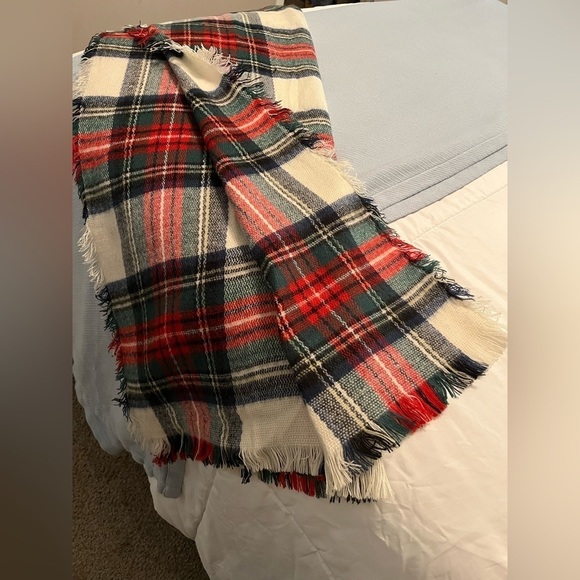 ASOS 54” Square Scarf Oversized Blanket Plaid Scarf Classic Cozy Shawl - Picture 7 of 9